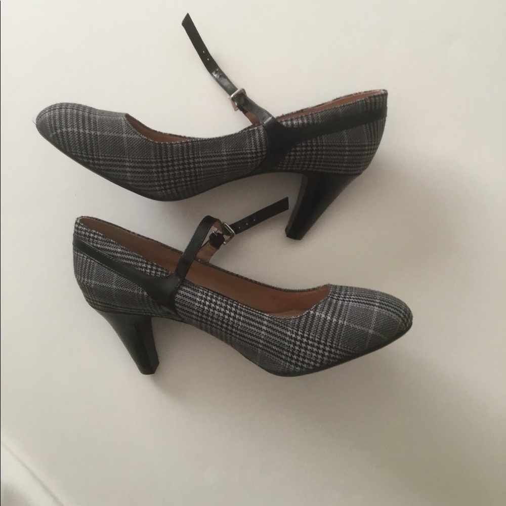 Plaid Pump